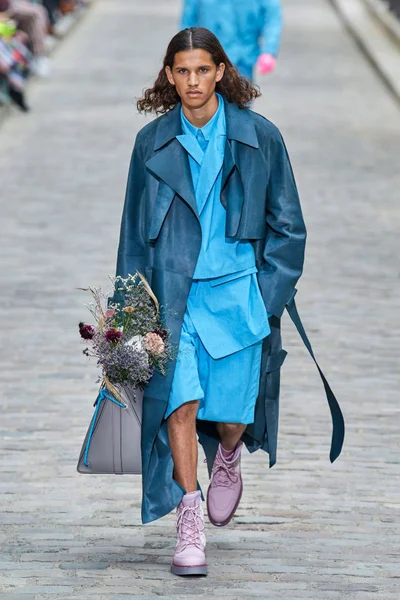 Look 33